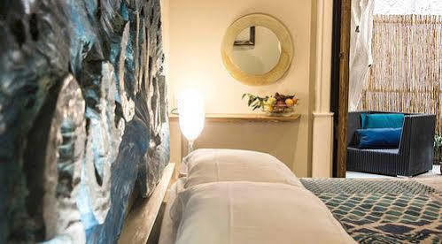 Atelier Ines B&B Home Gallery Napoli Bagian luar foto